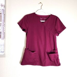 Urbane ultimate scrub top size XS